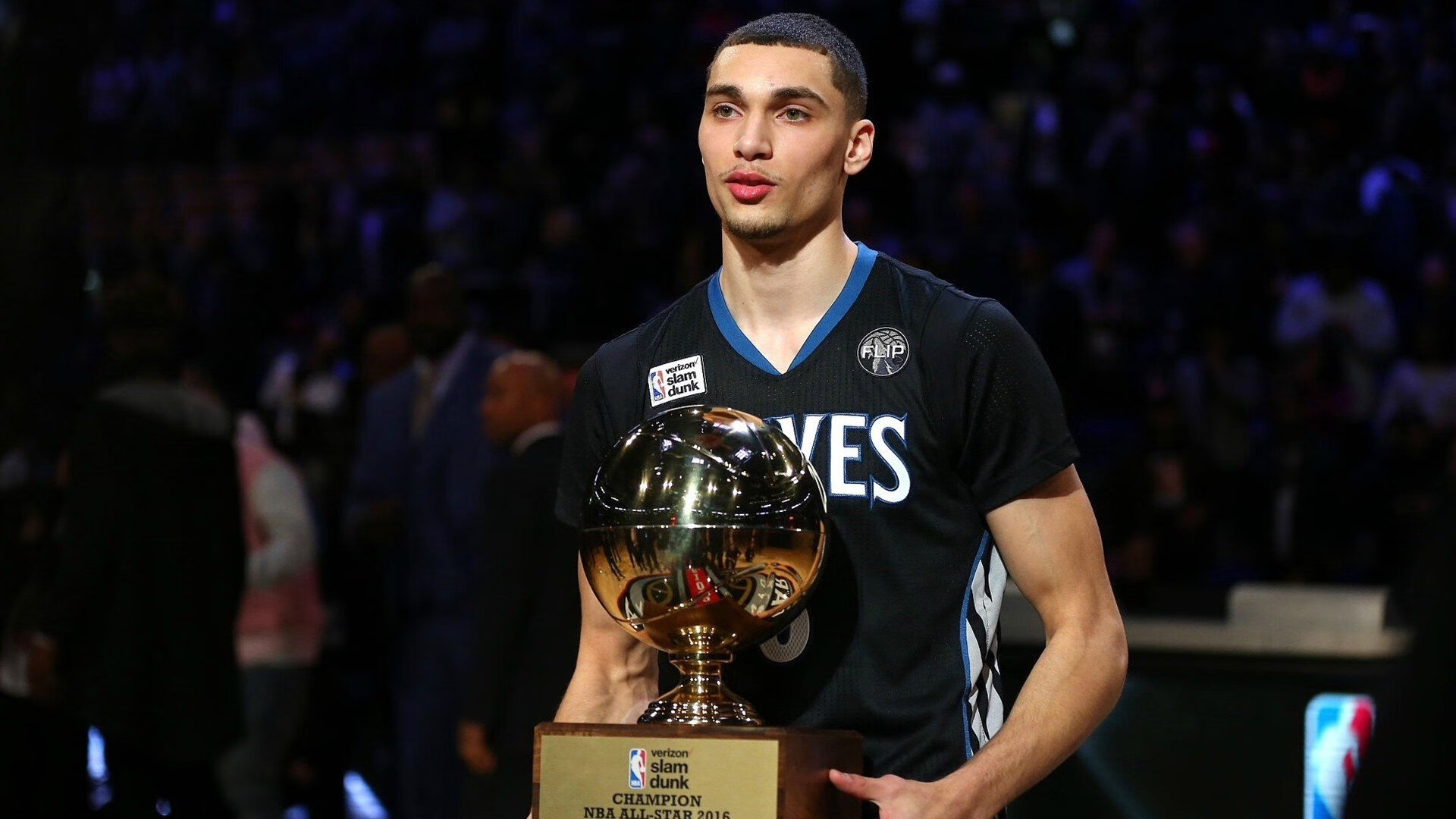 美加墨世界杯之夜,恩比德个人能力完全展现